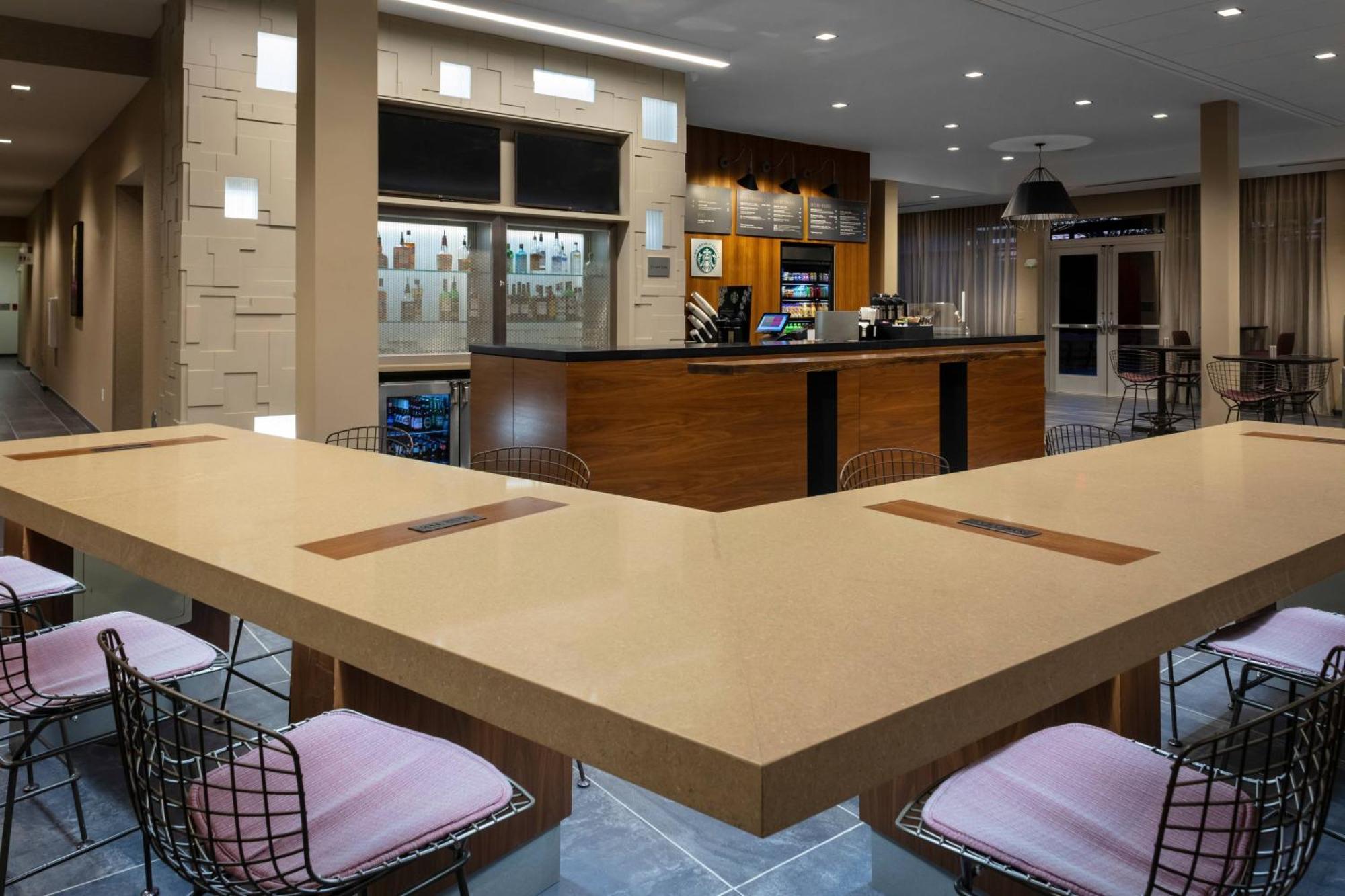 מלון Courtyard By Marriott Indianapolis West-Speedway מראה חיצוני תמונה