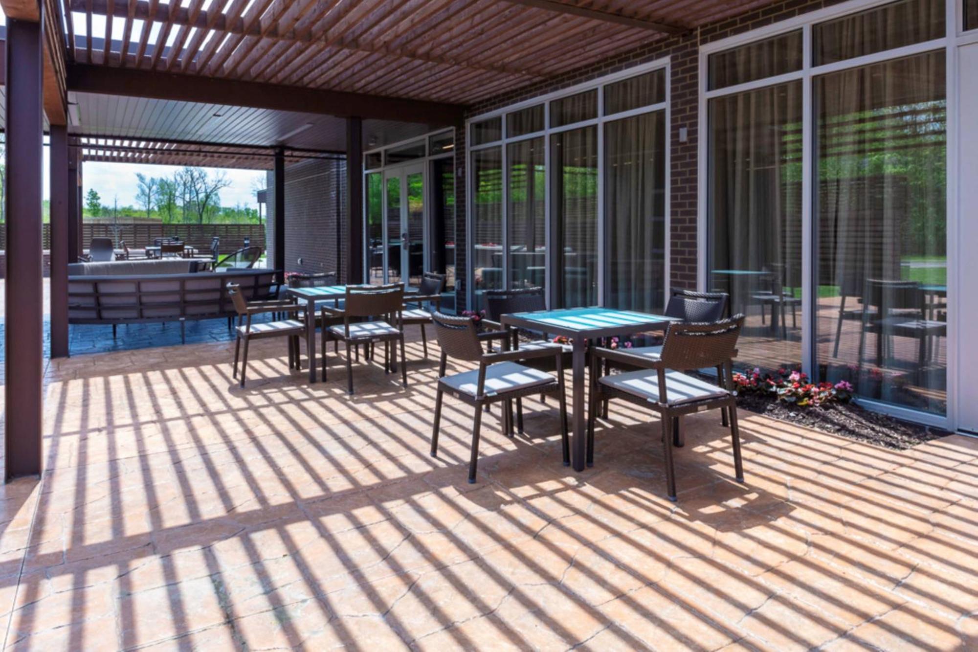 מלון Courtyard By Marriott Indianapolis West-Speedway מראה חיצוני תמונה